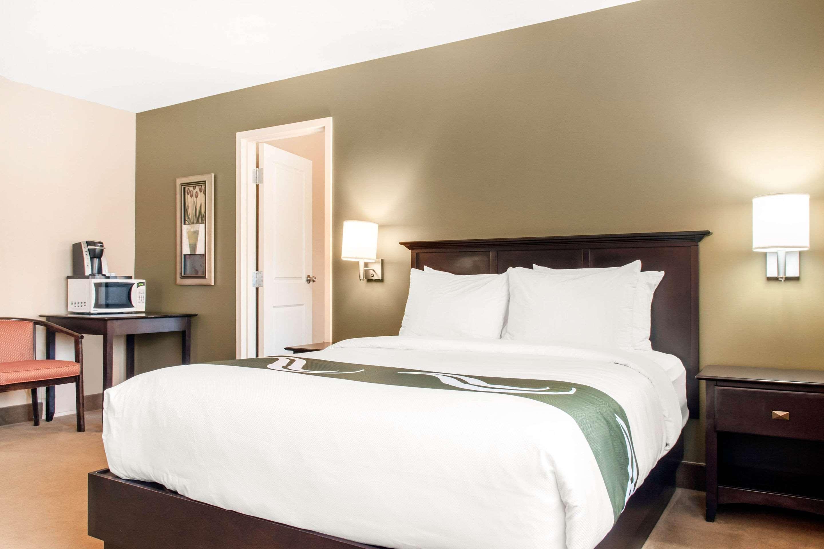 Quality Inn & Suites Quispamsis Rothesay Eksteriør billede