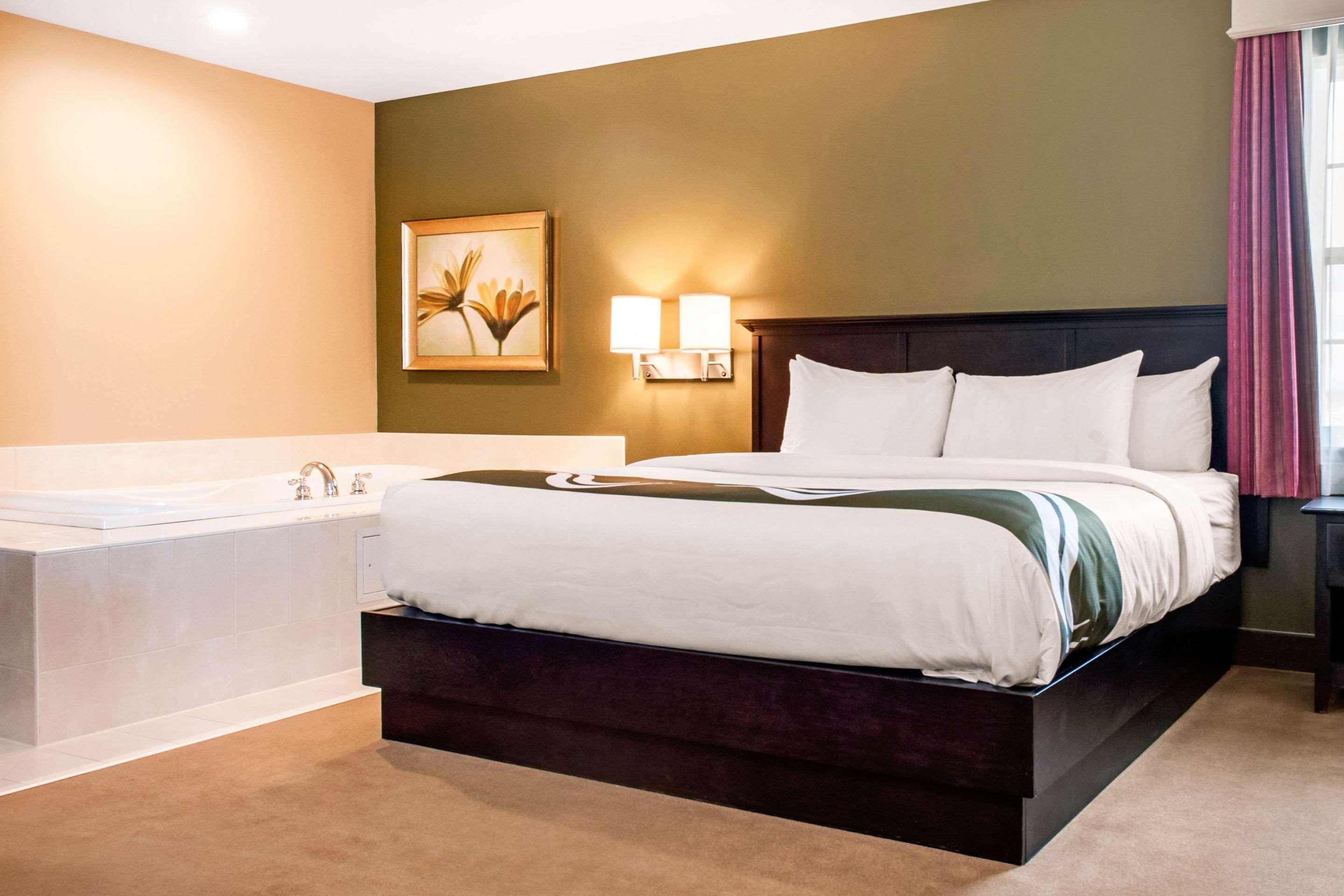 Quality Inn & Suites Quispamsis Rothesay Eksteriør billede