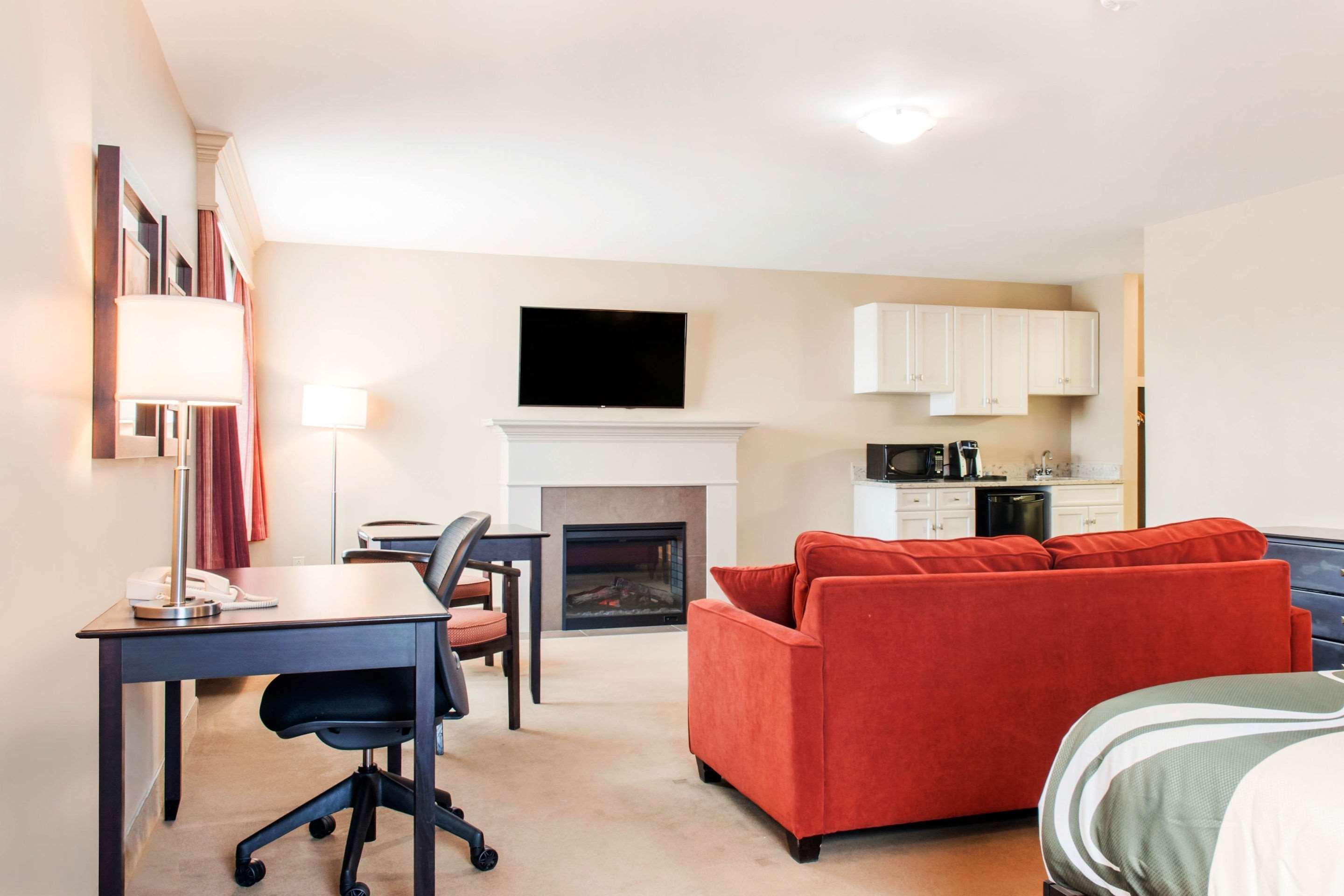 Quality Inn & Suites Quispamsis Rothesay Eksteriør billede