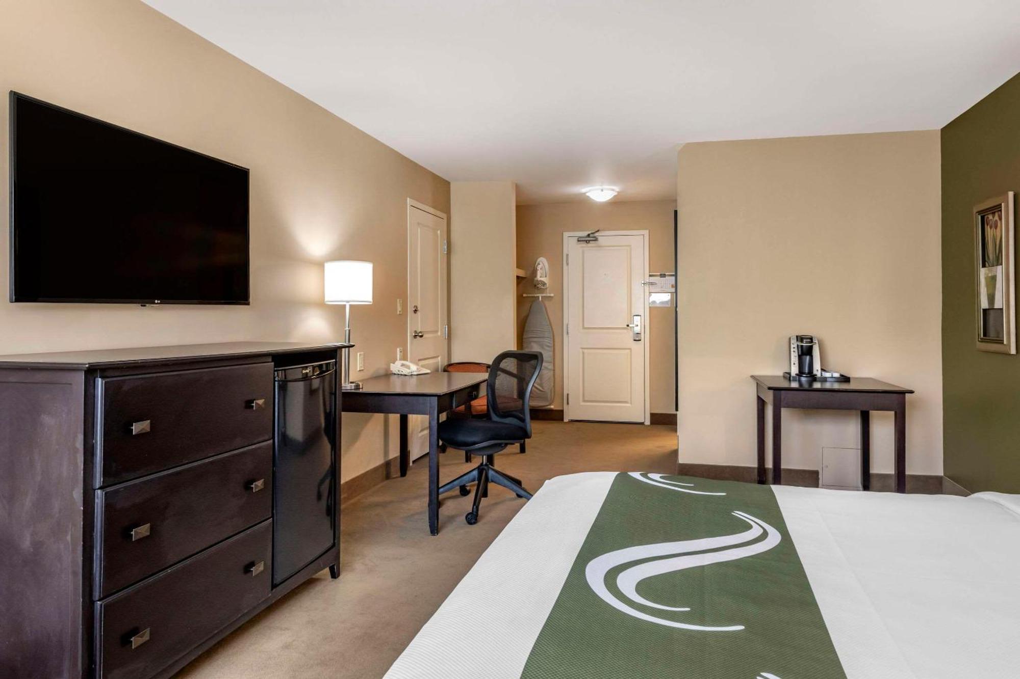 Quality Inn & Suites Quispamsis Rothesay Eksteriør billede