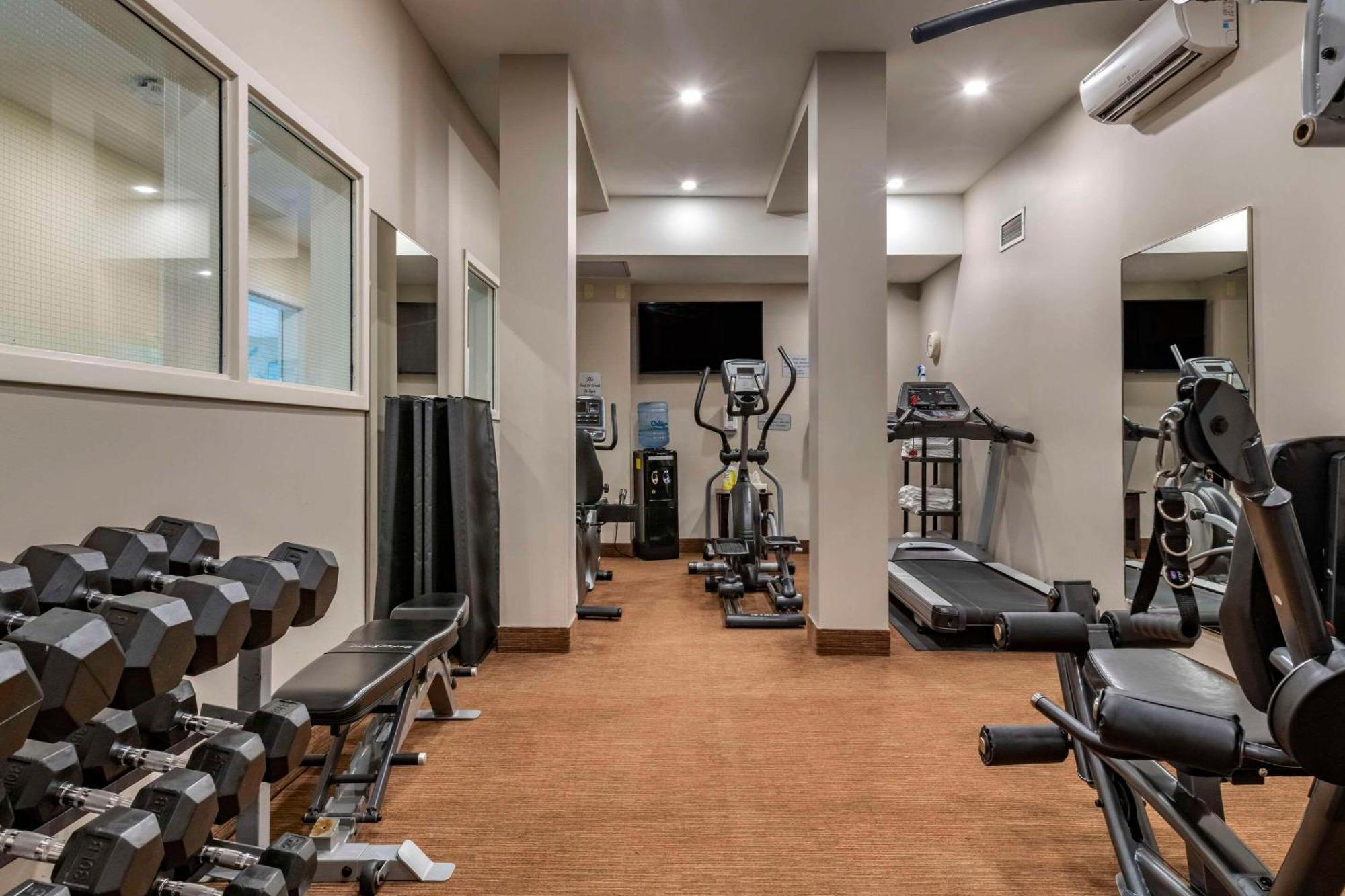 Quality Inn & Suites Quispamsis Rothesay Eksteriør billede