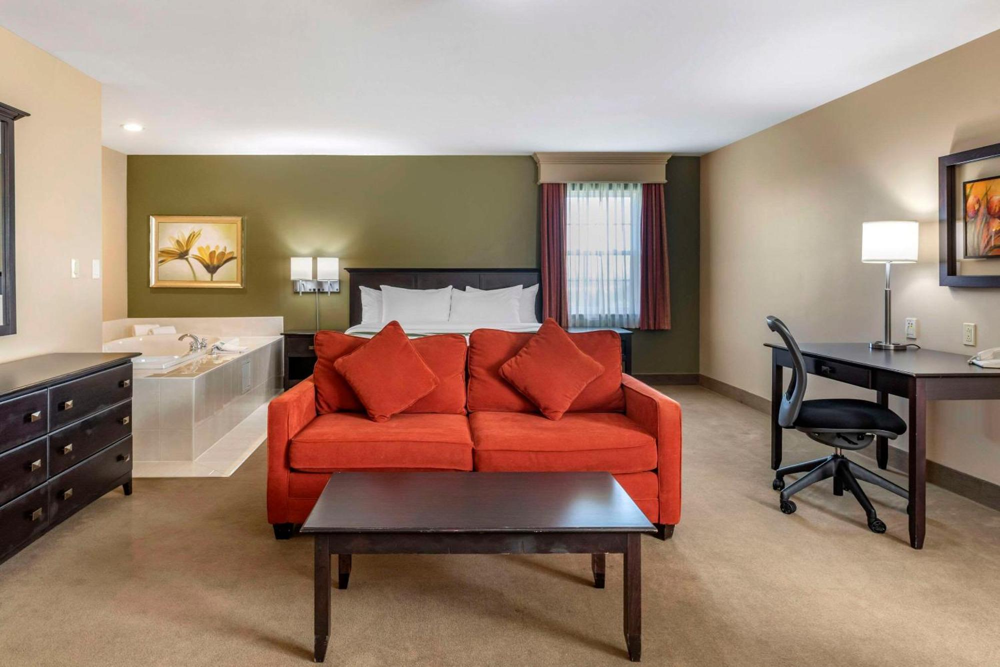 Quality Inn & Suites Quispamsis Rothesay Eksteriør billede