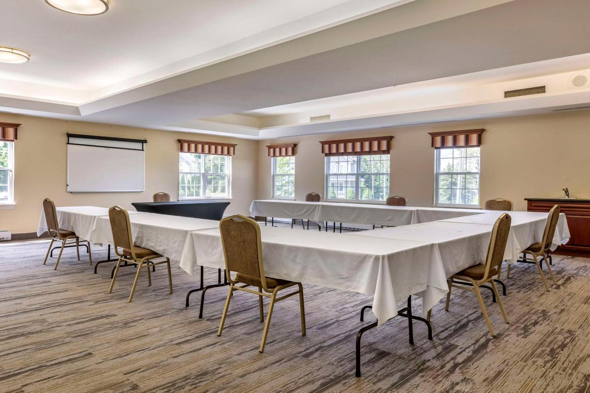 Quality Inn & Suites Quispamsis Rothesay Eksteriør billede